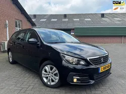 Zwart Gebruikt 2021 Peugeot 308 Active Stationwagen | € 13.250 (Goede deal)