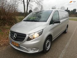Grijs Gebruikt 2022 Mercedes Vito MPV | € 17.450 (Super prijs)