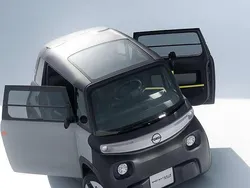 Grijs Nieuw 2025 Opel Rocks-e Rocks | € 8.954