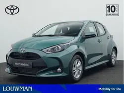 Groen, metallic lak Nieuw 2025 Toyota Yaris Active Hatchback | € 28.234 (Eerlijke prijs)
