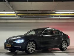 Zwart Gebruikt 2016 BMW 330 M Sport Sedan | € 14.900 (Eerlijke prijs)