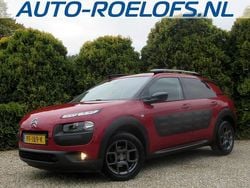 Rood Gebruikt 2017 Citroën C4 Cactus PureTech Hatchback | € 9.890 (Eerlijke prijs)