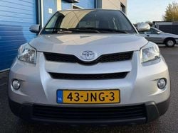 Zilver Gebruikt 2009 Toyota Urban Cruiser MPV | € 9.500 (Duur)