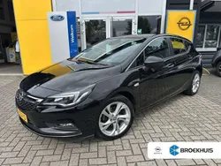 Zwart Gebruikt 2016 Opel Astra Business Hatchback | € 9.900 (Eerlijke prijs)