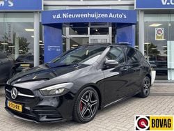 Zwart Gebruikt 2021 Mercedes B200 Business MPV | € 30.950 (Iets duurder)