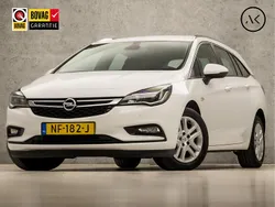 Wit Gebruikt 2017 Opel Astra Sport Stationwagen | € 9.945 (Eerlijke prijs)
