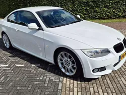 Wit Gebruikt 2011 BMW 320 M Sport Coupé | € 6.450 (Eerlijke prijs)