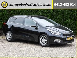 Zwart Gebruikt 2014 Kia Ceed Hatchback | € 11.995 (Duur)