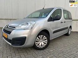 Grijs Gebruikt 2017 Citroën Berlingo Feel MPV | € 12.495