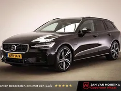 Zwart Gebruikt 2020 Volvo V60 R-Design Stationwagen | € 30.900 (Eerlijke prijs)