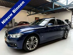 Blauw Gebruikt 2016 BMW 330e Executive Sedan | € 17.990 (Eerlijke prijs)