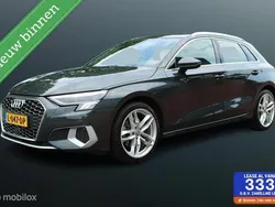 Grijs, metallic lak Gebruikt 2021 Audi A3 Sportback Business Hatchback | € 24.895 (Eerlijke prijs)