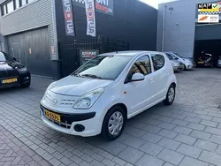 Wit, metallic lak Gebruikt 2011 Nissan Pixo Hatchback | € 2.999 (Eerlijke prijs)