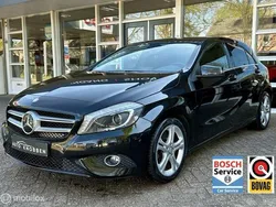 Zwart, metallic lak Gebruikt 2014 Mercedes A200 Prestige Hatchback | € 13.950 (Iets duurder)