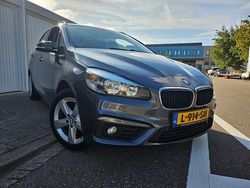 Grijs Gebruikt 2016 BMW 218 Executive Stationwagen | € 9.699 (Super prijs)