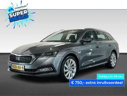 Grijs (metallic) Gebruikt 2024 Skoda Octavia Stationwagen | € 32.945