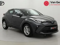 Grijs Gebruikt 2023 Toyota C-HR SUV | € 27.999 (Eerlijke prijs)
