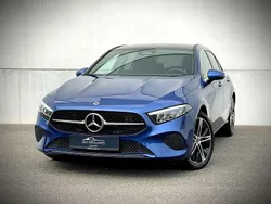 Blauw Gebruikt 2024 Mercedes A250 Luxury Hatchback | € 33.950 (Super prijs)