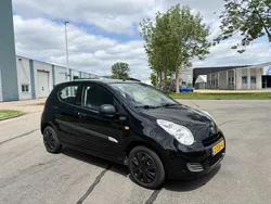 Zwart, metallic lak Gebruikt 2015 Suzuki Alto Hatchback | € 5.950 (Goede deal)