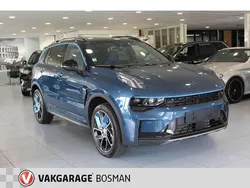 Blauw Gebruikt 2023 Lynk & Co 01 SUV | € 27.300 (Goede deal)