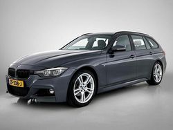 Grijs, metallic lak Gebruikt 2019 BMW 318 M Sport Stationwagen | € 16.945 (Goede deal)