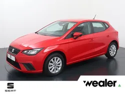 Rood Gebruikt 2023 Seat Ibiza Style Hatchback | € 17.840 (Eerlijke prijs)