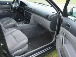 Zwart Gebruikt 2004 VW Passat Highline Stationwagen | € 1.999 (Super prijs)