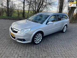 Grijs Gebruikt 2008 Opel Vectra Executive Stationwagen | € 2.299