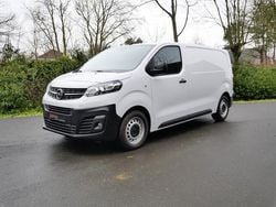 Wit Gebruikt 2023 Opel Vivaro Van | € 26.950 (Goede deal)