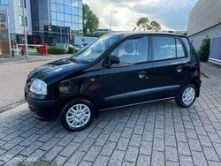 Zwart Gebruikt 2008 Hyundai Atos Active Hatchback | € 1.750