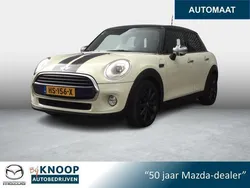 Wit Gebruikt 2016 Mini Cooper Business Hatchback | € 15.900 (Eerlijke prijs)