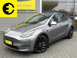 Grijs, metallic lak Gebruikt 2022 Tesla Model Y Performance SUV | € 44.950 (Eerlijke prijs)