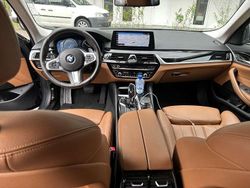 Grijs Gebruikt 2017 BMW 520 Executive Sedan | € 18.450