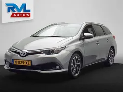 Grijs Gebruikt 2016 Toyota Auris Hybrid Hatchback | € 13.400 (Eerlijke prijs)
