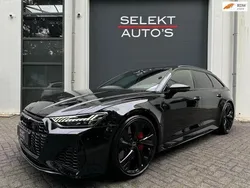 Zwart Gebruikt 2023 Audi RS6 Stationwagen | € 142.950