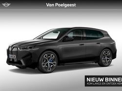 Sophistograu brillianteffect metallic (donker grijs metallic) Gebruikt 2022 BMW iX Executive SUV | € 59.900 (Goede deal)