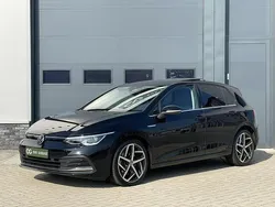 Zwart Gebruikt 2021 VW Golf VIII Edition Hatchback | € 23.950 (Goede deal)