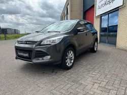 Grijs, metallic lak Gebruikt 2016 Ford Kuga Titanium SUV | € 13.500 (Eerlijke prijs)