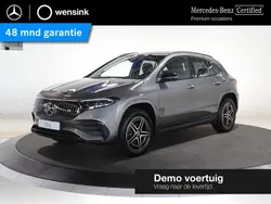 Grijs, metallic lak Gebruikt 2025 Mercedes EQA250+ AMG line SUV | € 46.900 (Super prijs)