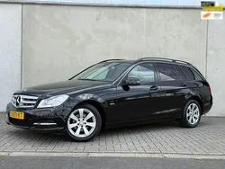 Zwart, metallic lak Gebruikt 2011 Mercedes C180 Elegance Stationwagen | € 7.950 (Eerlijke prijs)