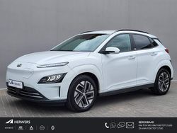 Chalk white metallic (p6w) Gebruikt 2021 Hyundai Kona SUV | € 22.335 (Eerlijke prijs)