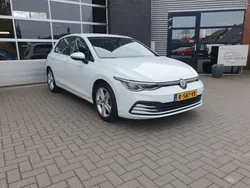 Wit Gebruikt 2021 VW Golf VIII Hatchback | € 17.900 (Eerlijke prijs)