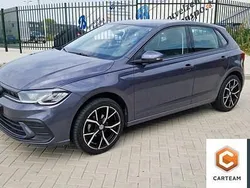 Grijs Gebruikt 2024 VW Polo Edition Hatchback | € 24.995 (Eerlijke prijs)