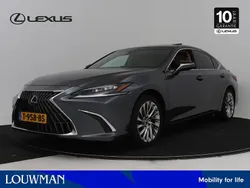 Grijs Gebruikt 2023 Lexus ES300H President Line Sedan | € 62.950