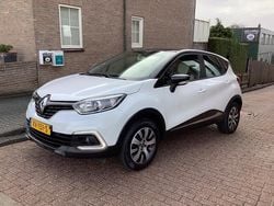 Wit Gebruikt 2018 Renault Captur LIMITED SUV | € 9.750 (Goede deal)