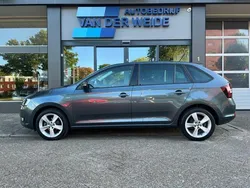 Grijs, metallic lak Gebruikt 2019 Skoda Rapid Clever Hatchback | € 10.950 (Iets duurder)
