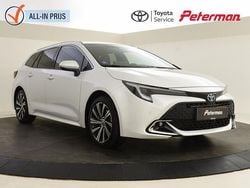 Wit Gebruikt 2025 Toyota Corolla Hybrid Edition Stationwagen | € 32.899 (Eerlijke prijs)