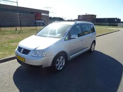 Grijs, metallic lak Gebruikt 2006 VW Touran Business MPV | € 1.695 (Goede deal)