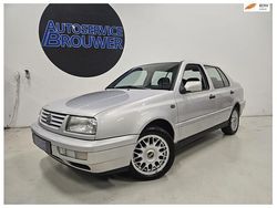 Zilver Gebruikt 1996 VW Vento Sedan | € 4.999