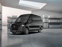 Zwart Nieuw 2025 Mercedes Sprinter Van | € 60.850